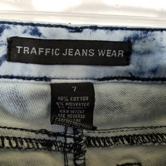 Traffic Jeans Wear - Picture 4 of 5
